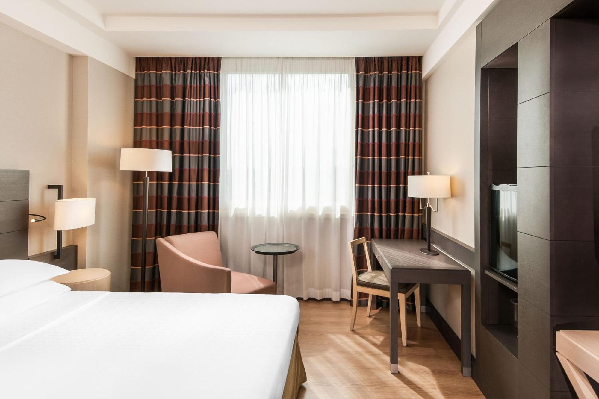 Sheraton Rome Parco De Medici Екстер'єр фото